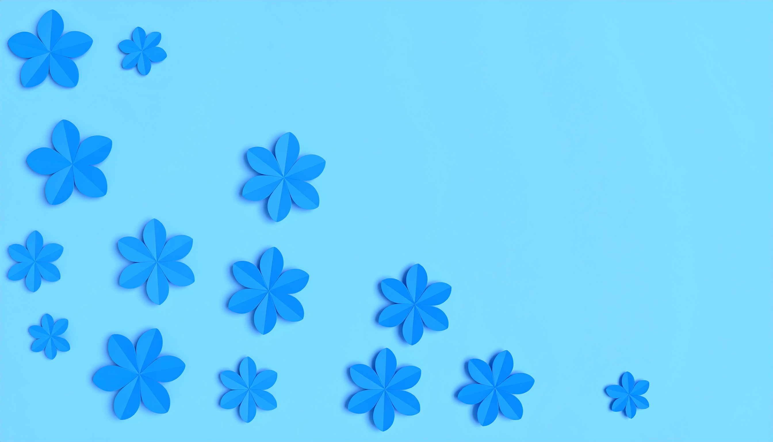 ブルーの花のシンプルなブルー背景フリー素材